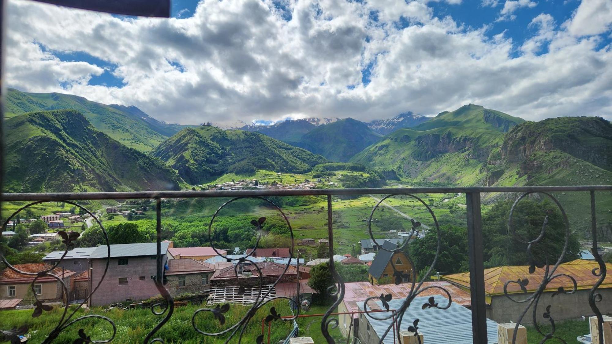 Hotel Toliketi Kazbegi Extérieur photo
