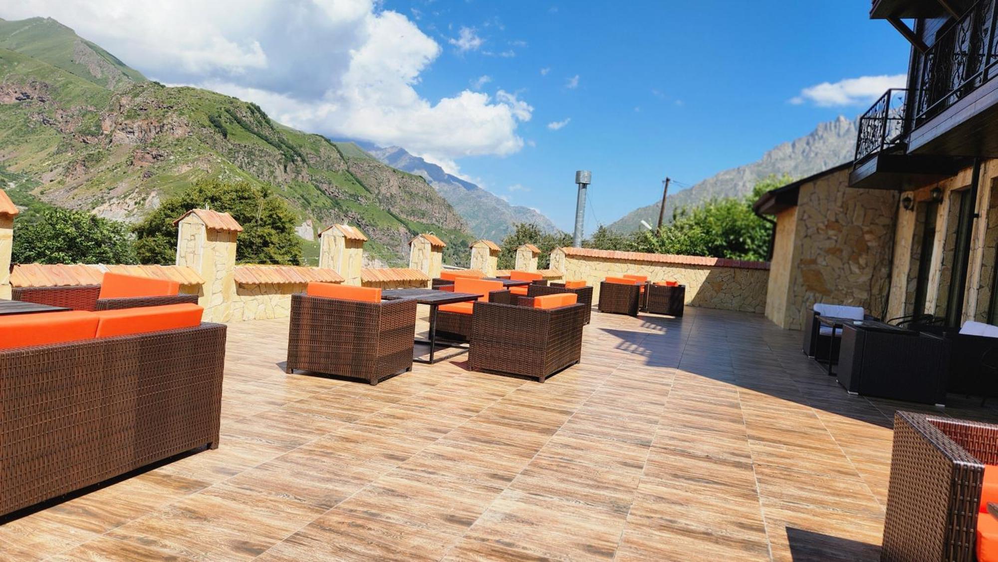 Hotel Toliketi Kazbegi Extérieur photo